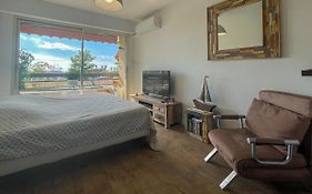 Les Balcons De Bandol Centre Ville Avec Vue Mer Et Face A La Plage